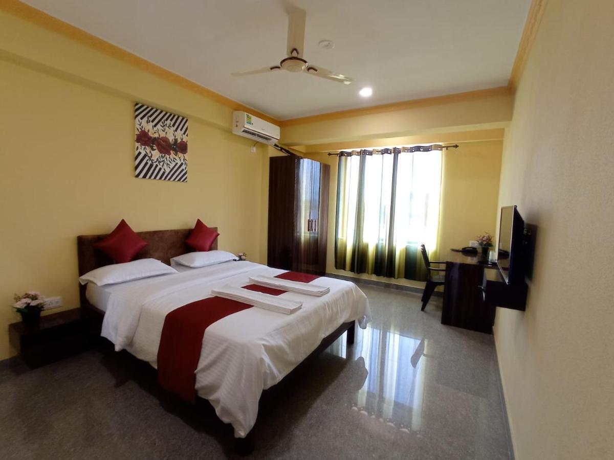 Brit'S Palace Goa Agacaim Екстер'єр фото