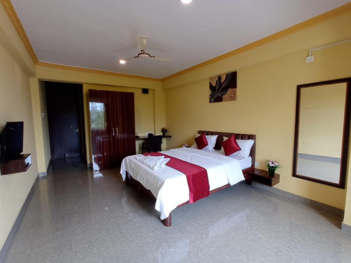 Brit'S Palace Goa Agacaim Екстер'єр фото